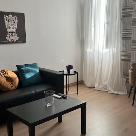 Arina -airport Fontanarossa- Apartment *